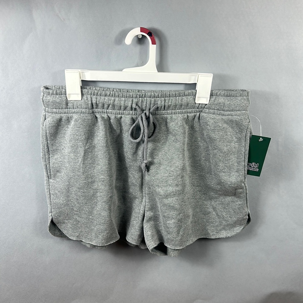 Women’s wild fable gray short shorts